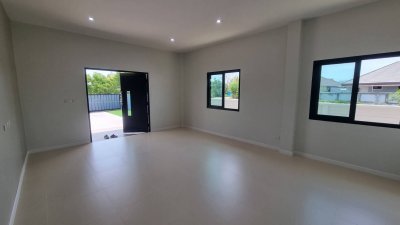 บ้านเดี่ยวชั้นเดียว เนื้อที่ 75.5ตร.วา ต.หลุมดิน อ.เมืองราชบุรี จ.ราชบุรี