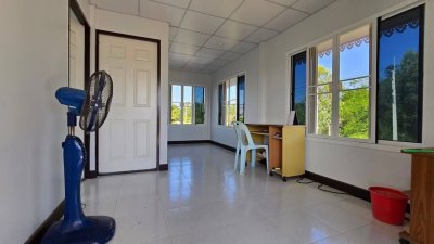 บ้านยกพื้น เนื้อที่ 1ไร่ 1งาน พร้อมโอน 2.5ล้าน