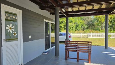 บ้านยกพื้น เนื้อที่ 1ไร่ 1งาน พร้อมโอน 2.5ล้าน บ้านยกพื้น เนื้อที่ 1ไร่ 1งาน พร้อมโอน 2.5ล้าน