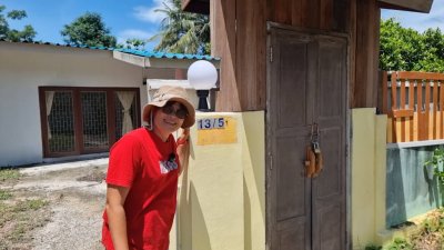 บ้านหน้าเขา ใกล้กรุงเทพฯ ติดถนนลาดยาง มีจุดชมวิวด้านหลังบ้าน