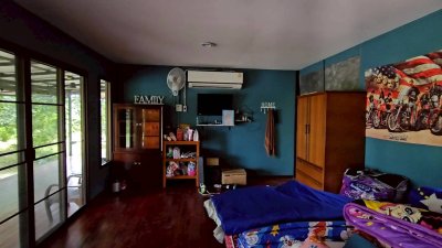 ที่ดินโฉนดติดคลองท่าเคย พร้อมบ้านพัก ลานกางเต้นท์ และอาคารอเนกประสงค์