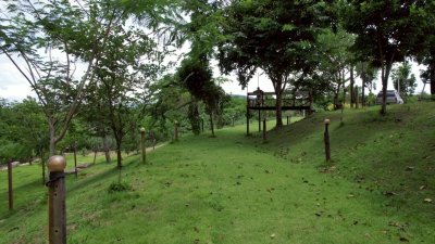 ที่ดินโฉนดติดคลองท่าเคย พร้อมบ้านพัก ลานกางเต้นท์ และอาคารอเนกประสงค์ ที่ดินโฉนดติดคลองท่าเคย พร้อมบ้านพัก ลานกางเต้นท์ และอาคารอเนกประสงค์