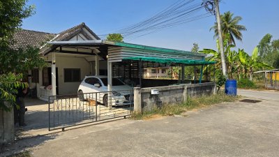 ขายบ้านเดี่ยวสวนผึ้ง โฉนด 84 ตร.วา ติดถนน 2 ด้าน ใกล้ตลาดป่าหวาย