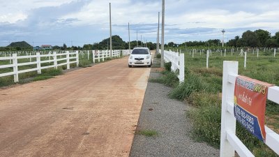 ที่ดินโฉนด วิวเขาล้อม เหมาะกับบ้านสวนเกษตร ต.หนองกวาง อ.โพธาราม จ.ราชบุรี ที่ดินโฉนด วิวเขาล้อม เหมาะกับบ้านสวนเกษตร ต.หนองกวาง อ.โพธาราม จ.ราชบุรี