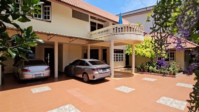 บ้านพร้อมที่ดิน ใจกลางเมืองใกล้มหาวิทยาลัย อ.เมืองสงขลา จ.สงขลา บ้านพร้อมที่ดิน ใจกลางเมืองใกล้มหาวิทยาลัย อ.เมืองสงขลา จ.สงขลา