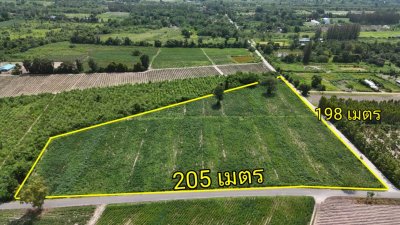 ที่ดินวิวเขา หน้ากว้างถนนสาธารณะ 2 ด้าน 17 ไร่ 2 งาน