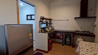 บ้านใหม่พร้อมกิจการค้าขาย ติดถนน 2 ด้าน เขตชุมชน