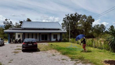 บ้านพร้อมที่ดิน วิวเขา ทำเลที่พักอาศัย ใกล้ 7-11 เพียง 2 กม.