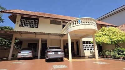 บ้านพร้อมที่ดิน ใจกลางเมืองใกล้มหาวิทยาลัย อ.เมืองสงขลา จ.สงขลา