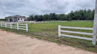 ที่ดินโฉนดสวนผึ้ง วิวเขา และใกล้ถนนทางหลวงแผ่นดิน3313 ที่ดินโฉนดสวนผึ้ง วิวเขา และใกล้ถนนทางหลวงแผ่นดิน3313