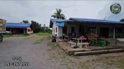 บ้านหลังใหญ่พร้อมที่ดิน ติดถนนสาธารณะ 2 ด้าน พร้อมพื้นที่ค้าขาย บ้านหลังใหญ่พร้อมที่ดิน ติดถนนสาธารณะ 2 ด้าน พร้อมพื้นที่ค้าขาย
