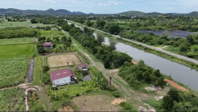 บ้านริมคลอง 2ไร่ ต.เขาขลุง อ.บ้านโป่ง จ.ราชบุรี บ้านริมคลอง 2ไร่ ต.เขาขลุง อ.บ้านโป่ง จ.ราชบุรี