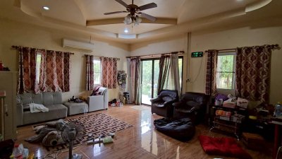 บ้านพร้อมสวนเกษตรผสมผสาน และโคกหนองนา 8 ไร่ ขาย 2,900,000บาท