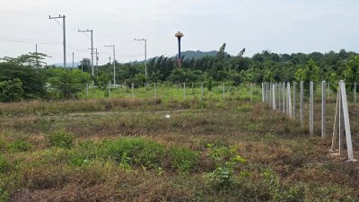 ที่ดินใกล้ถนนทางหลวงพร้อมโอน เนื้อที่ 1 ไร่ ราคา 750,000.-