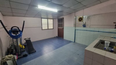 ทาวส์เฮ้า เนื้อที่ขนาด 90 ตร.วา ขายด่วน 2,000,000 บาท ทาวส์เฮ้า เนื้อที่ขนาด 90 ตร.วา ขายด่วน 2,000,000 บาท