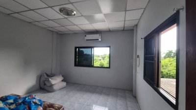 ทาวส์เฮ้า เนื้อที่ขนาด 90 ตร.วา ขายด่วน 2,000,000 บาท