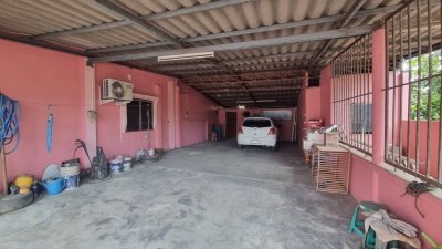 ทาวส์เฮ้า เนื้อที่ขนาด 90 ตร.วา ขายด่วน 2,000,000 บาท ทาวส์เฮ้า เนื้อที่ขนาด 90 ตร.วา ขายด่วน 2,000,000 บาท