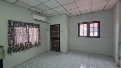 ทาวส์เฮ้า เนื้อที่ขนาด 90 ตร.วา ขายด่วน 2,000,000 บาท ทาวส์เฮ้า เนื้อที่ขนาด 90 ตร.วา ขายด่วน 2,000,000 บาท