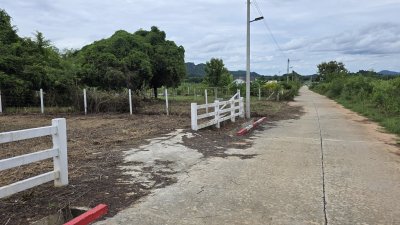 ที่ดินบนเนิน บรรยากาศมีวิวเขา 200 ตร.วา ราคา 480,000.-