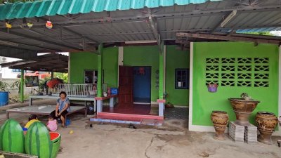 บ้านพร้อมที่ดินเนื้อที่ 385 ตร.วา ราคา 1,350,000 บาท บ้านพร้อมที่ดินเนื้อที่ 385 ตร.วา ราคา 1,350,000 บาท