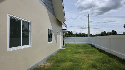 บ้านทรงสไตล์ยุโรป เน้นพื้นที่ใช้สอยในบ้าน 3 ห้องนอน 4 ห้องน้ำ (มีห้องน้ำทุกห้องนอน)