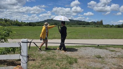 ที่ดินติดถนนลาดยาง มีสระเก็บน้ำ 350 ตร.วา ราคา 650,000 บาท