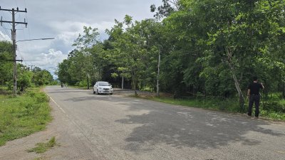 สวนต้นไม้ผสมผสานอายุกว่า 20 ปี อ.จอมบึง จ.ราชบุรี