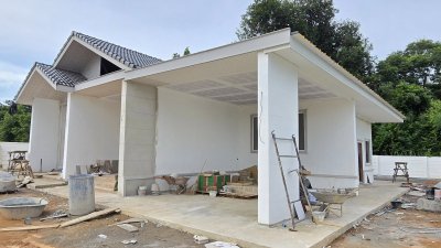 เนื้อที่ 200 ตร.วา 3 ห้องนอน 2 ห้องน้ำ 1 ห้องครัว