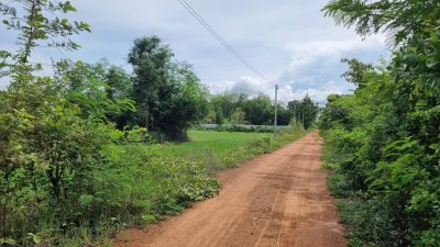 ที่ดินโฉนดวิวเขา 1 ไร่ 1 งาน 450,000 บาท ใกล้ชุมชน 7-11 ส่งถึง