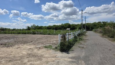 1 ไร่ 1 งาน 890,000.- ต.จอมบึง อ.จอมบึง จ.ราชบุรี