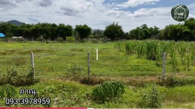 ที่ดินติดถนนคอนกรีตสาธารณะ เนื้อที่ 5 ไร่ วิวภูเขา