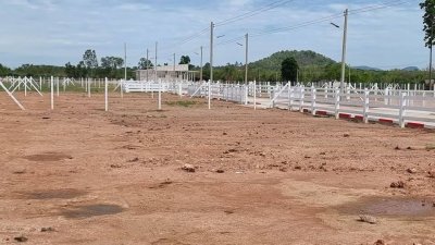 ที่ดินติดถนนทำเลค้าขาย 200 ตร.วา ราคา 890,000 บาท