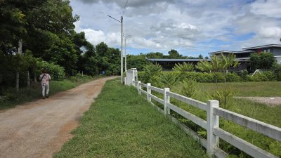 บ้านพร้อมที่ดิน 1 ไร่ พร้อมโรงเรือน อ.โพธาราม จ.ราชบุรี