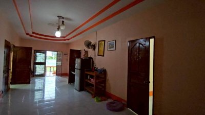 บ้านพร้อมที่ดิน รั้วคอนกรีต ใกล้ 7-11 อ.บ้านโป่ง จ.ราชบุรี