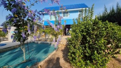 บ้านใต้ถุนสูง ติดถนนทางหลวงชนบท อ.โพธาราม จ.ราชบุรี