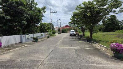 ที่ดินทำเลหมู่บ้านจัดสรร เริ่มต้น 115 ตร.วา