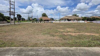 ที่ดินทำเลหมู่บ้านจัดสรร เริ่มต้น 115 ตร.วา