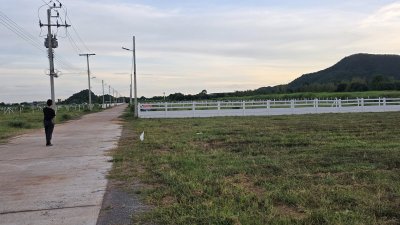 ที่ดินวิวเขาล้อม โฉนด 300 ตร.วา ต.หนองกวาง อ.โพธาราม จ.ราชบุรี