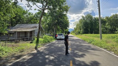 ที่ดินโฉนดสวนผึ้ง ติดถนนลาดยาง มีไฟฟ้า น้ำประปา
