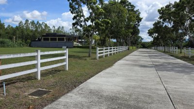 ที่ดินโฉนดสวนผึ้ง 358 ตร.วา น้ำประปาภูมิภาค ไฟฟ้า ถนนคอนกรีต