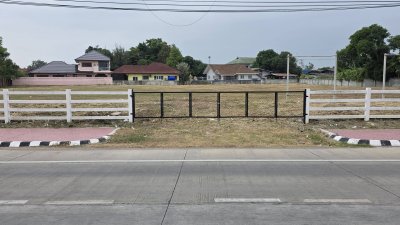 ที่ดินติดถนนเจดีย์หัก ทำเลการค้าขาย ถนน 4เลน