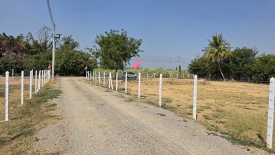 ที่ดินติดถนนลาดยาง ไฟฟ้า น้ำประปา เขตชุมชน ต.เขาขลุง อ.บ้านโป่ง จ.ราชบุรี