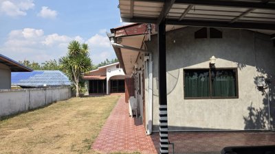 บ้านพร้อมที่ดิน และกิจการห้องเช่า ต.ปากช่อง อ.จอมบึง จ.ราชบุรี