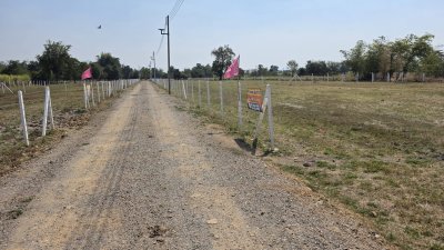 ที่ดินล้อมรั้ว ไฟฟ้า น้ำประปา เขตชุมชน ต.เขาขลุง อ.บ้านโป่ง จ.ราชบุรี