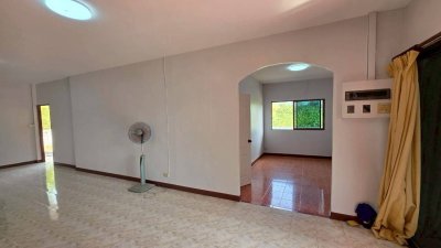 บ้านพร้อมที่ดิน และกิจการห้องเช่า ต.ปากช่อง อ.จอมบึง จ.ราชบุรี