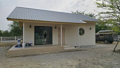 บ้าน 150 ตร.วา 2 ห้องนอน 1 ห้องน้ำ มีลีฟวิ่งรูมและส่วนครัวทันสมัย