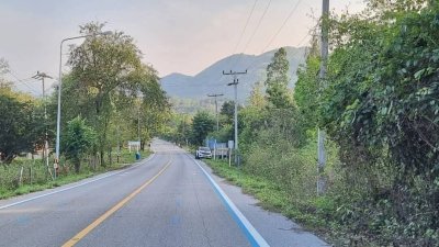 ท๊อปวิว ติดถนนทางหลวง 20ไร่ 8.5ล้าน ต.สวนผึ้ง อ.สวนผึ้ง จ.ราชบุรี