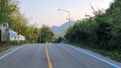 ท๊อปวิว ติดถนนทางหลวง 20ไร่ 8.5ล้าน ต.สวนผึ้ง อ.สวนผึ้ง จ.ราชบุรี