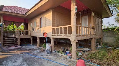 โฉนดครุฑแดงพร้อมโอน เนื้อที่ 2 งาน 64 ตารางวา ราคา 1,500,000 บาท