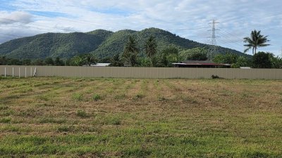 วิวเขาโอบหน้า โอบหลัง สวยเลย บ้านพักส่วนตัว บ้านอยู่อาศัย พลูวิลล่า คาเฟ่วิวเขา ได้หมดเลย ที่ดินโฉนด